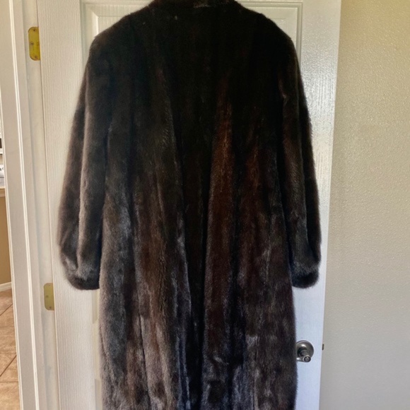 VINTAGE  SAGA ‘Genuine’ Vison (Mink) Long Fur Coat - Picture 3 of 6